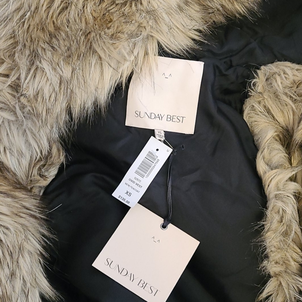 Sunday Best Faux Fur Hooded Vest in Multi-Tone Brown - Picture 3 of 4